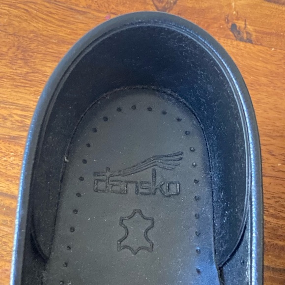 Black Leather Dansko Clogs Size 40 / US 9 - Picture 3 of 5